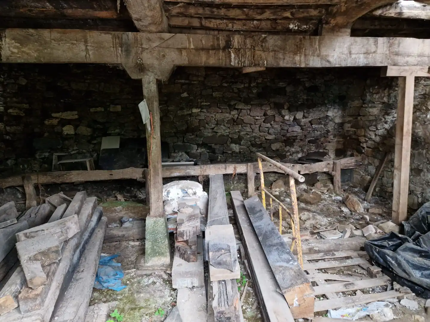 Casa o xalet en venda a Calle Linares, Salas