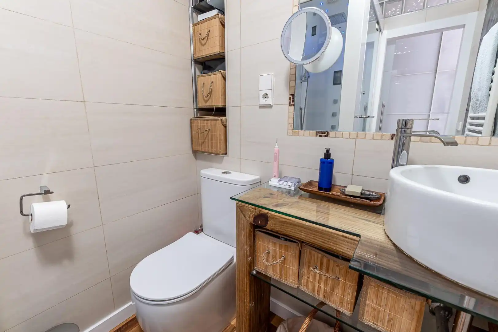 Baño de Apartamento en venta en Benalmádena
