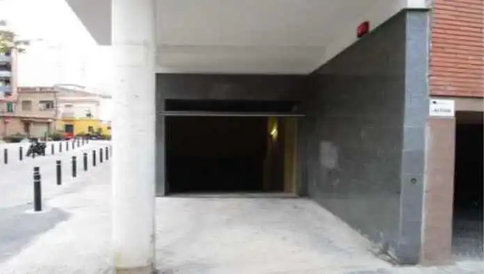Parkplatz mit Aufzug zum Verkauf in C/ Gran de Sant Andreu, imagen 2
