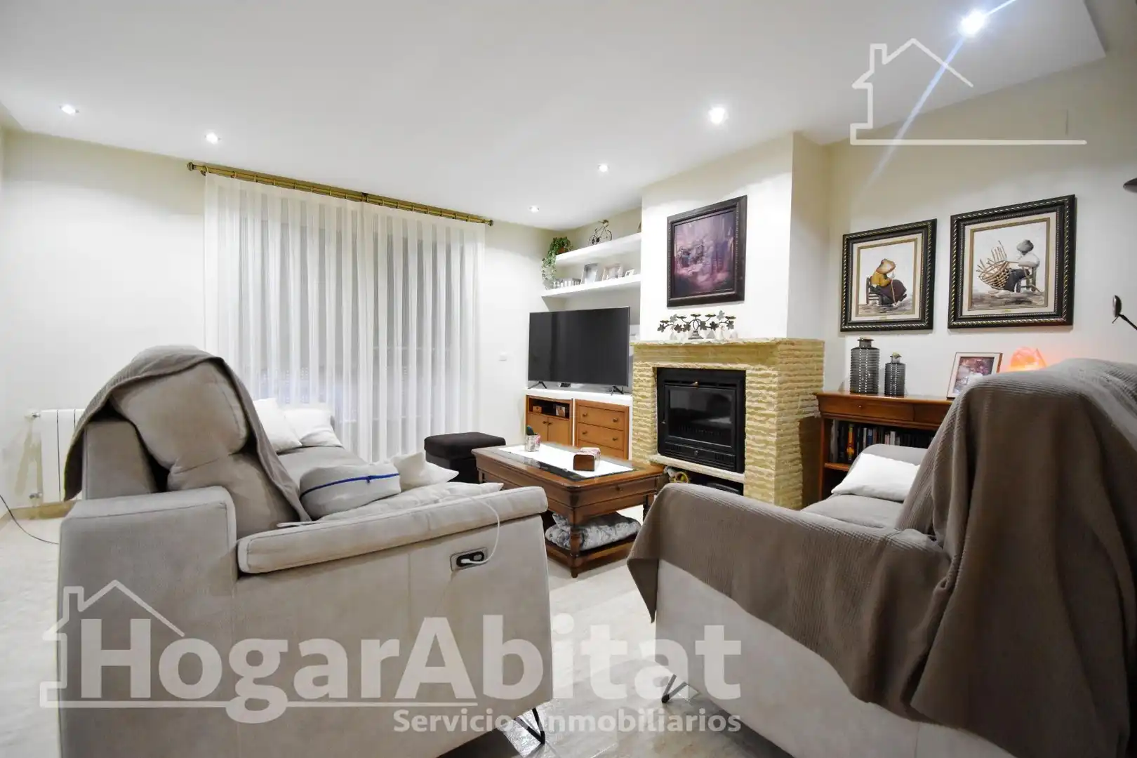 Sala de estar de Casa adosada en venta en El Real de Gandia con Aire acondicionado, Terraza y Trastero