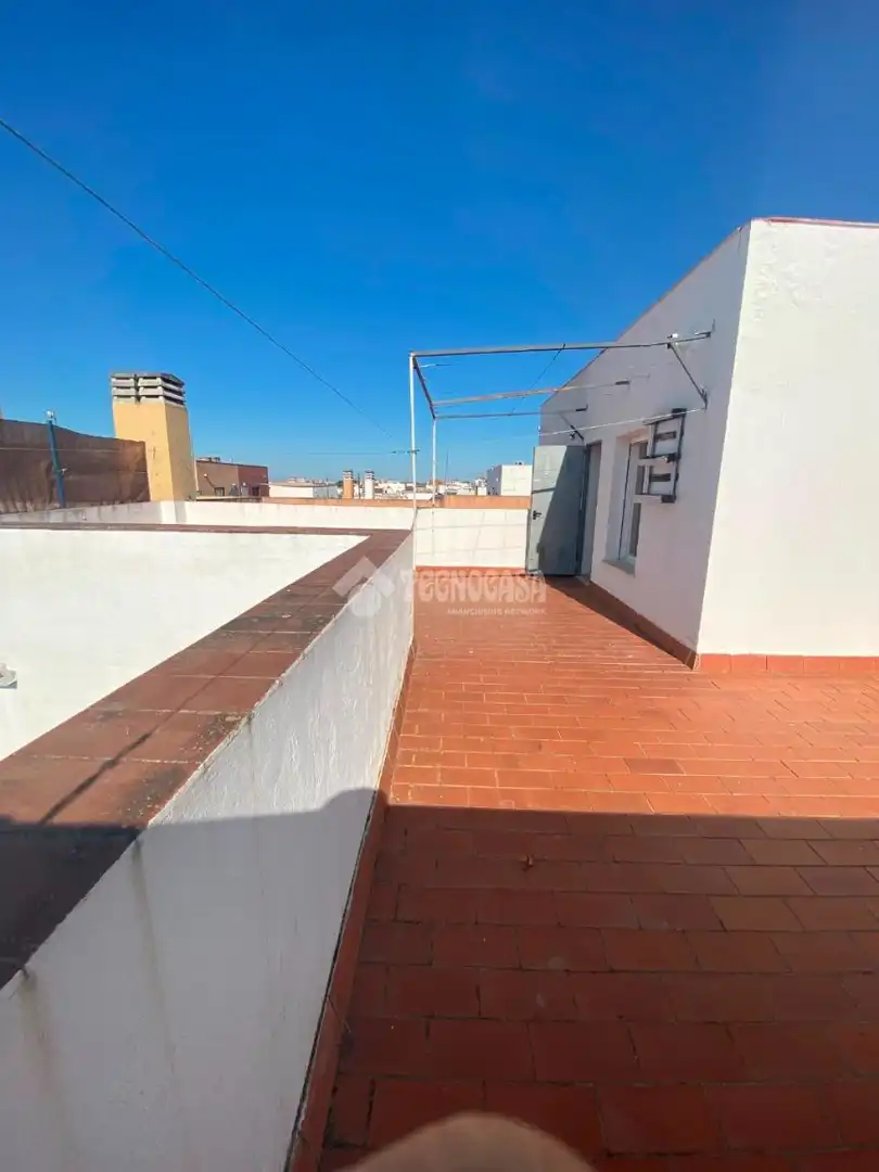 Terrassa de Pis en venda en Sanlúcar la Mayor amb Terrassa