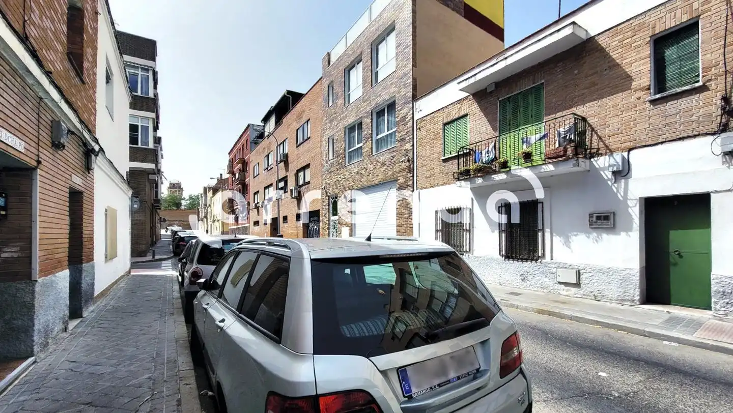 Pis en venda a Calle de la Duquesa de Tamames, 45, Buena Vista