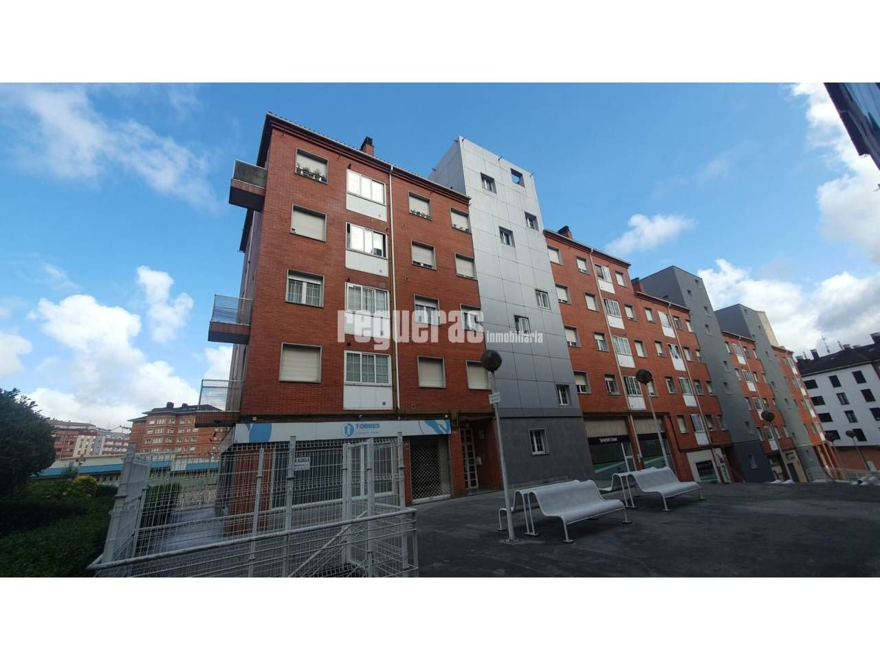 Exterior view of Apartment for sale in Avilés  with Heating, Parquet flooring and Terrace