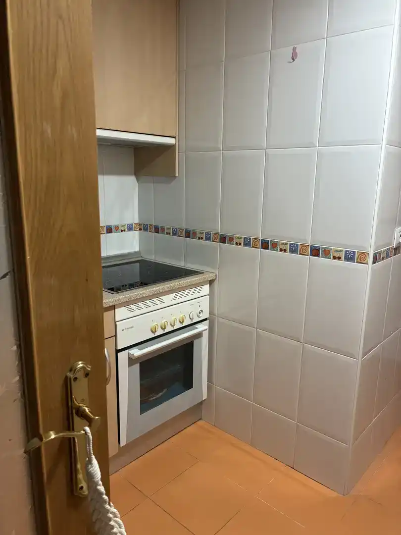 Cocina de Piso en venta en Casarrubios del Monte con Aire acondicionado y Piscina