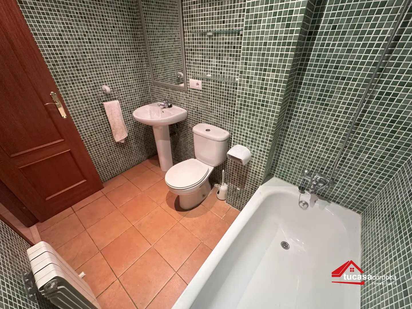 Baño de Planta baja en venta en Córdoba con Parquet y Terraza