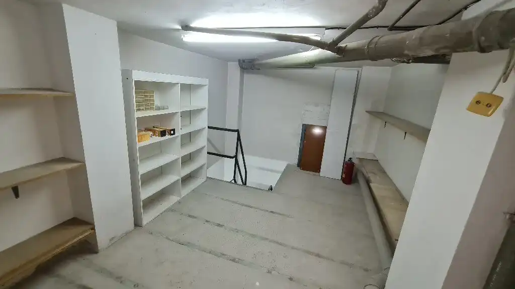 Local commercial à vendre à Avenida de la Paz, imagen 12