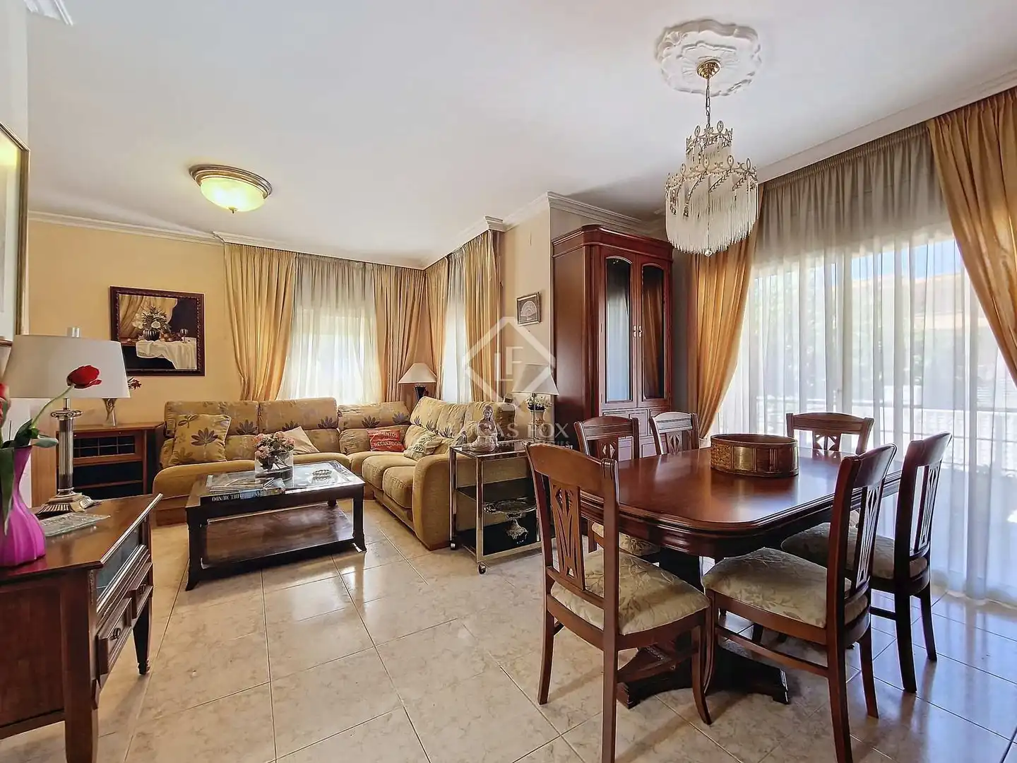 Sala de estar de Casa o chalet en venta en Cubelles con Aire acondicionado, Calefacción y Jardín privado