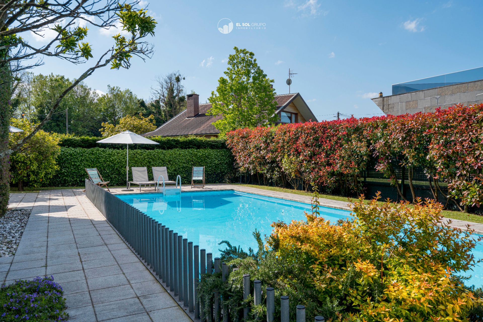 Swimming pool of House or chalet for sale in Gijón   with Heating, Private garden and Parquet flooring