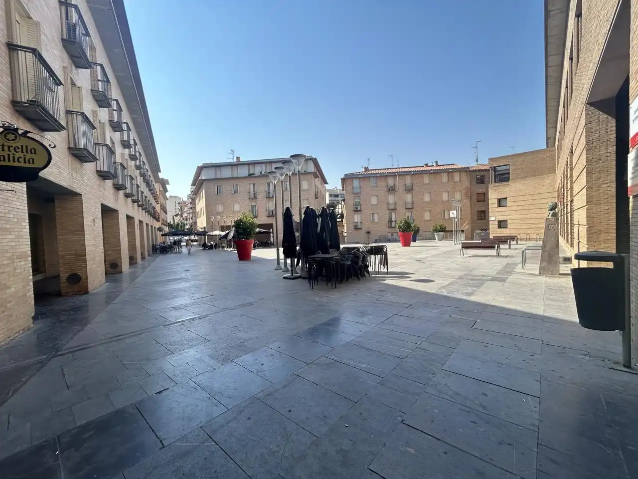 Vista exterior de Casa o xalet en venda en Tudela amb Aire condicionat i Calefacció