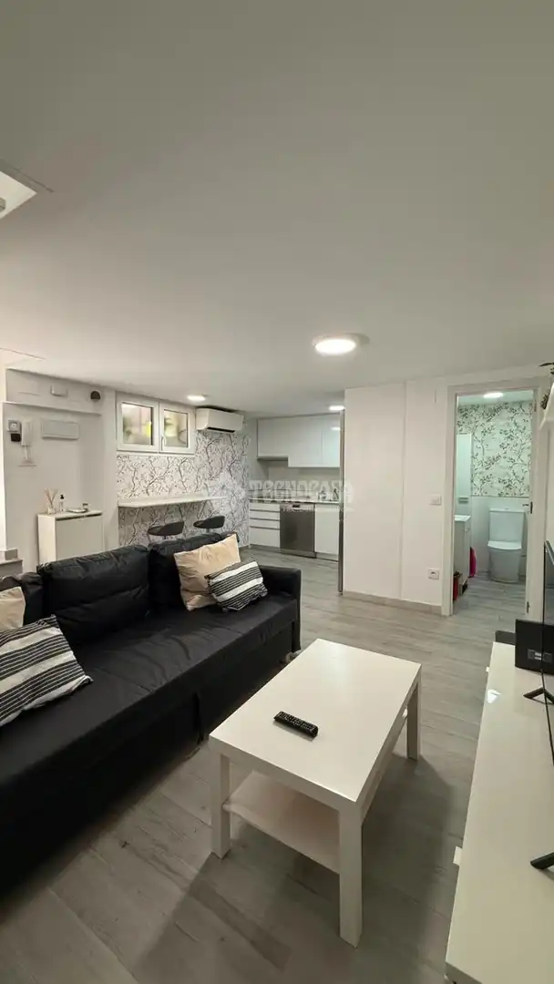 Wohnung zum Verkauf in Madrid mit Klimaanlage, Heizung und Möbliert
