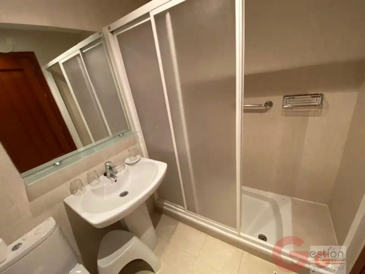 Edificio en venta en Velilla - Velilla Taramay