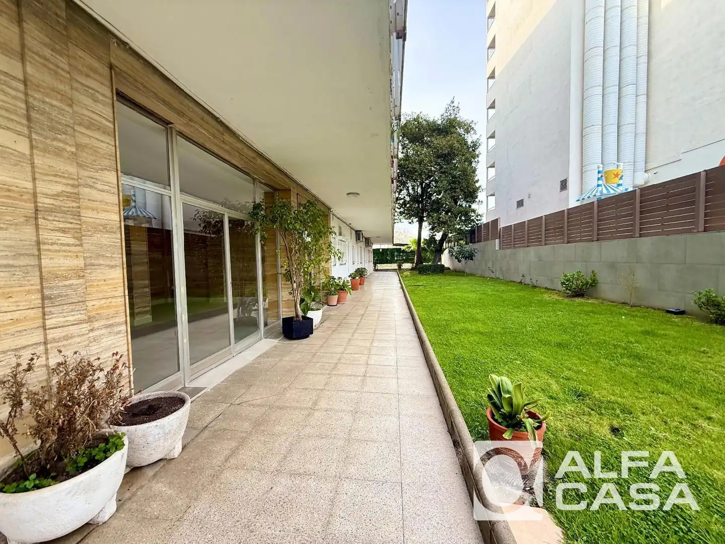 Vista exterior de Piso en venta en Lloret de Mar con Calefacción, Terraza y Piscina