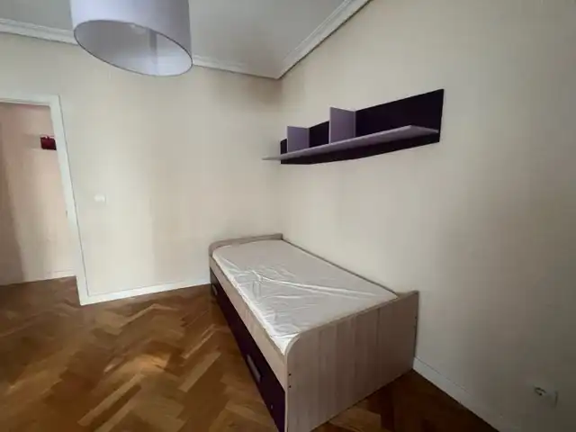 Bedroom of Flat for rent in Puertollano  with Air Conditioner, Heating and Parquet flooring