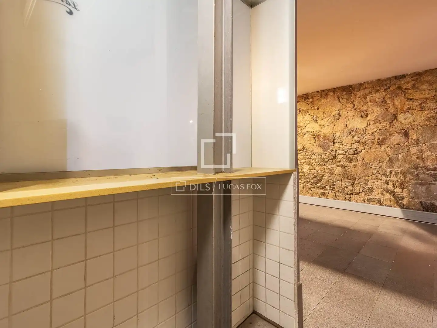 Piso en venta en Barcelona con Aire acondicionado, Calefacción y Terraza