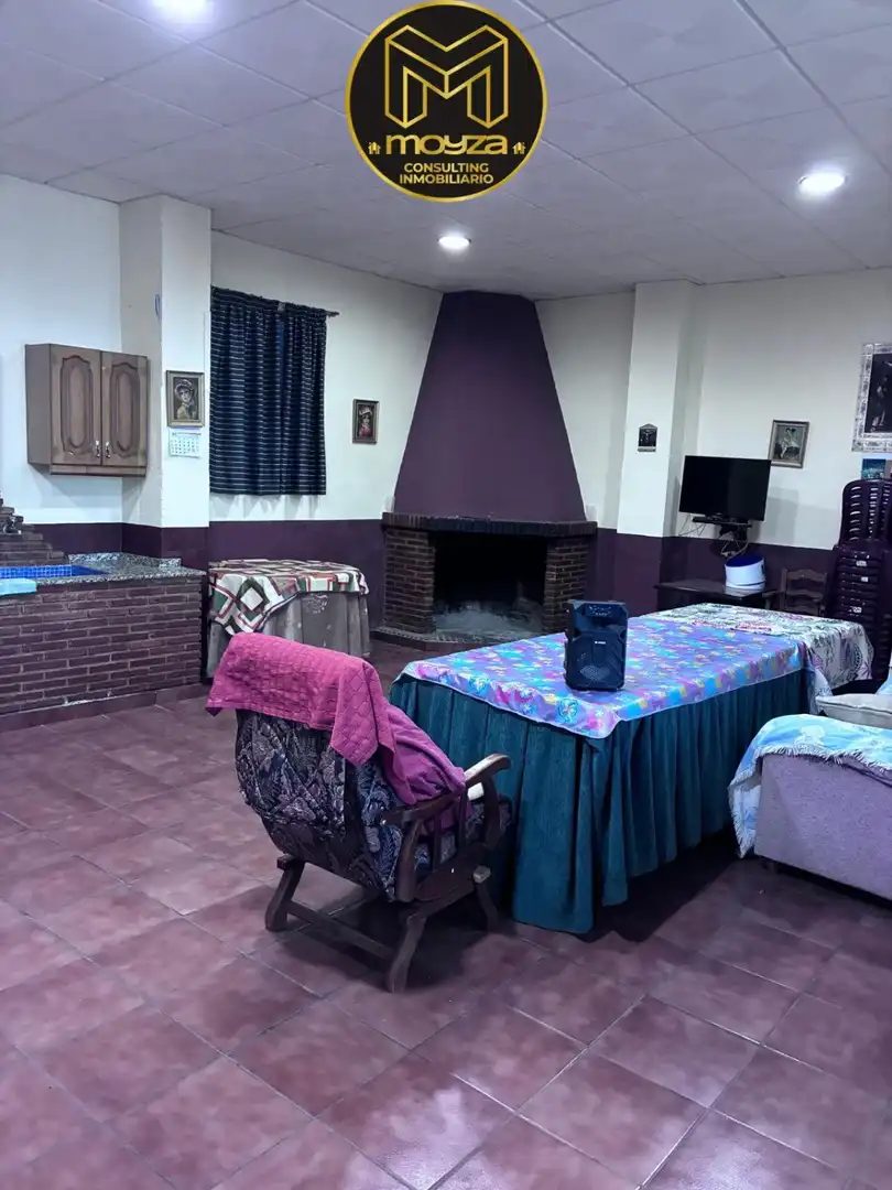 Edificio en venta en Valdepeñas de Jaén