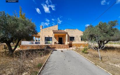 Vista exterior de Casa o xalet en venda en Elche / Elx amb Aire condicionat i Terrassa