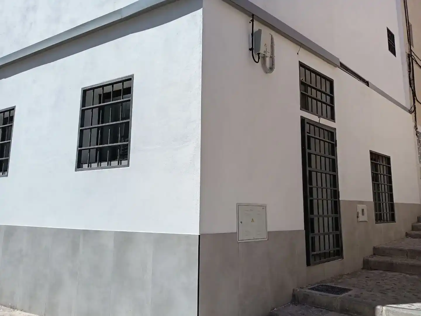 Vista exterior de Casa adosada en venda en Las Palmas de Gran Canaria amb Jardí privat, Piscina i Moblat