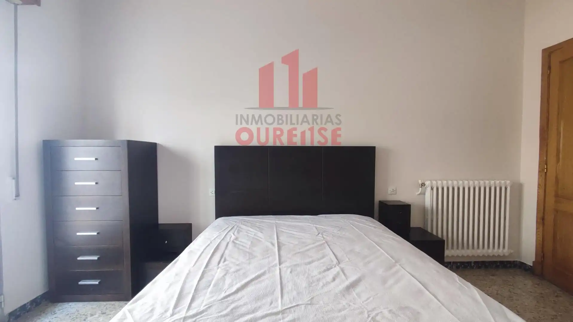 Schlafzimmer von Wohnung zur Miete in Ourense Capital  mit Heizung, Möbliert und Balkon
