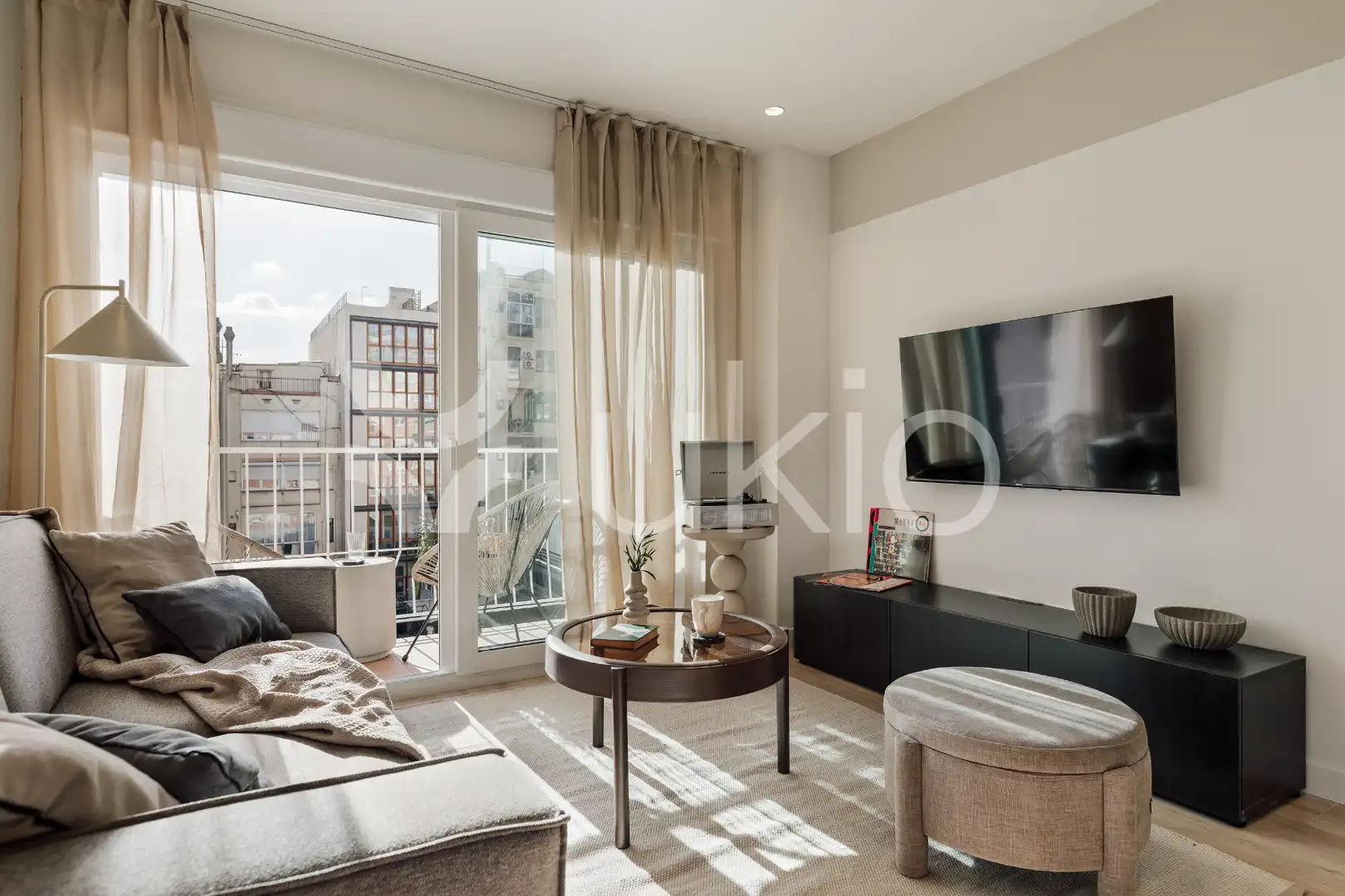 Living room of Apartments for rent in Barcelona  with Air Conditioner, Furnished and Oven