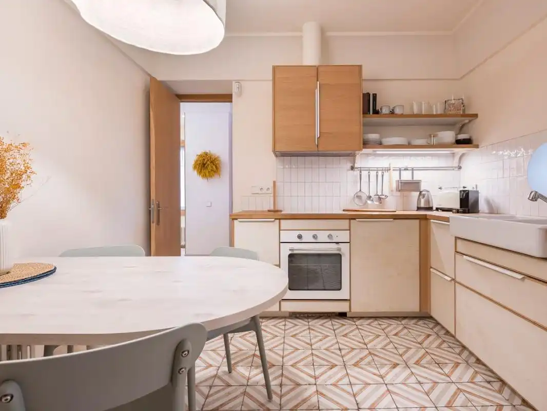 Planta baja en venta en P.º del Rey, Argüelles
