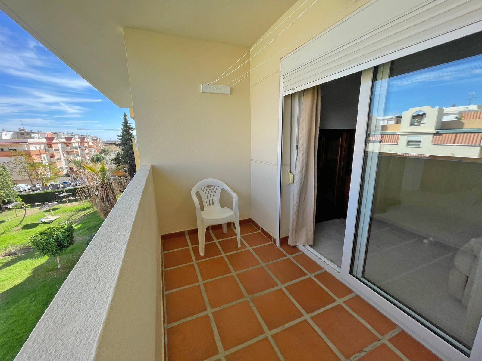 Terrassa de Apartament en venda en Estepona amb Terrassa, Traster i Piscina