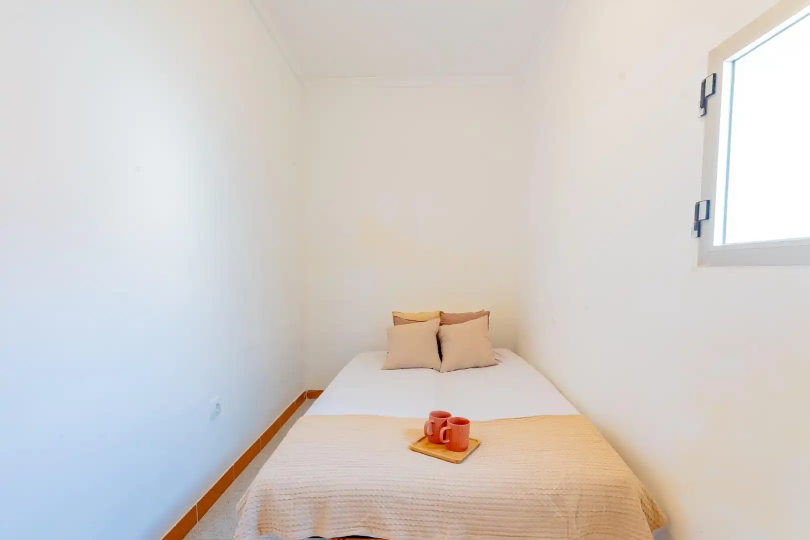 Dormitori de Casa o xalet en venda en Xàtiva amb Calefacció, Terrassa i Moblat