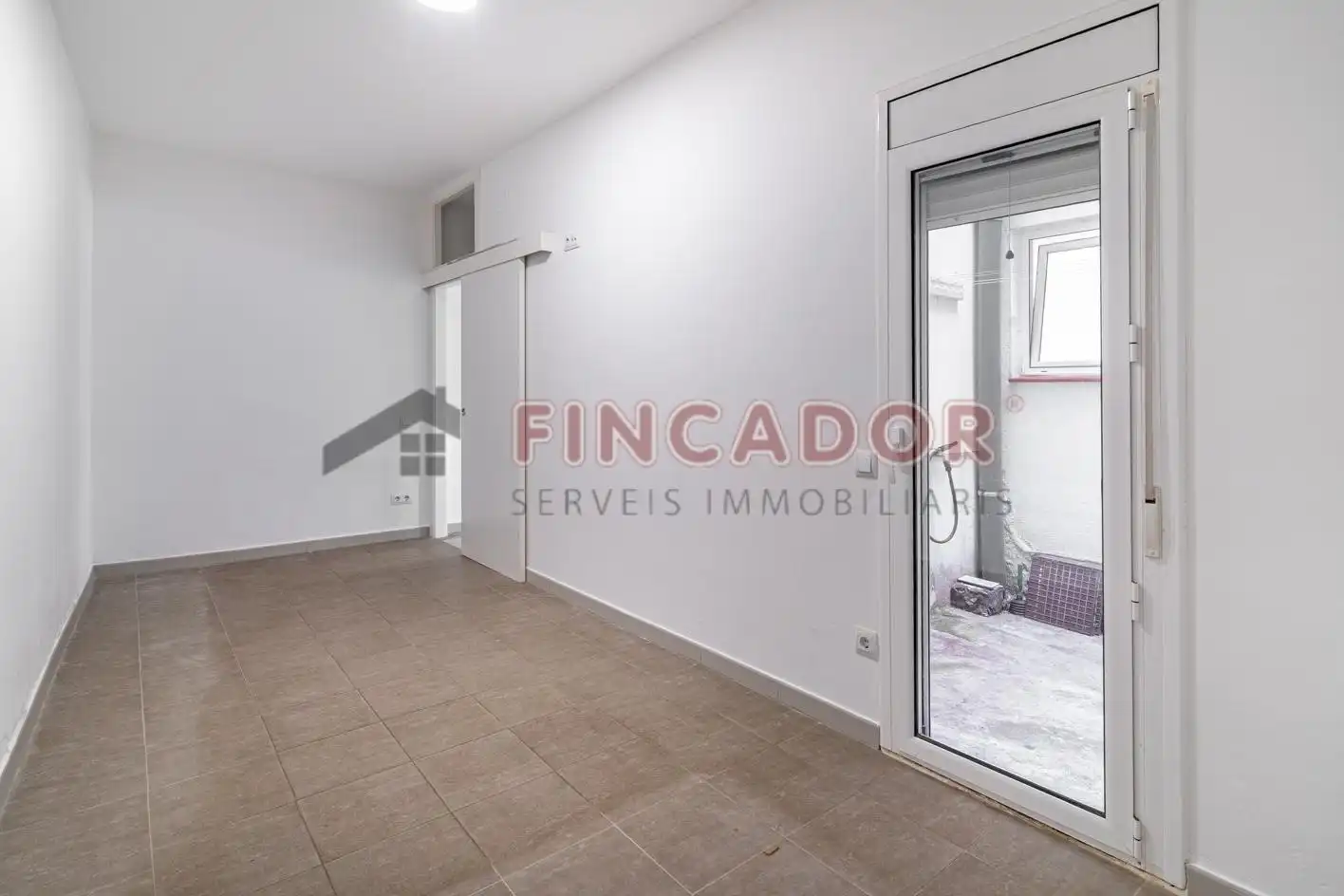 Living room of Apartments for sale in Barcelona