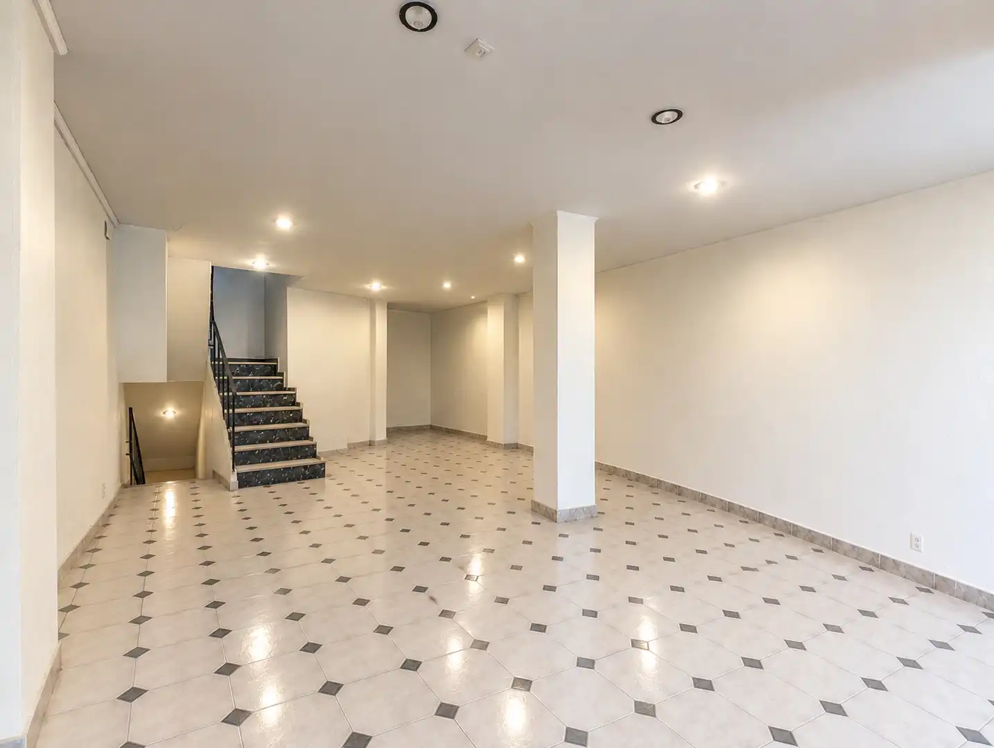 Commercial properties for sale in Campillos, Málaga
