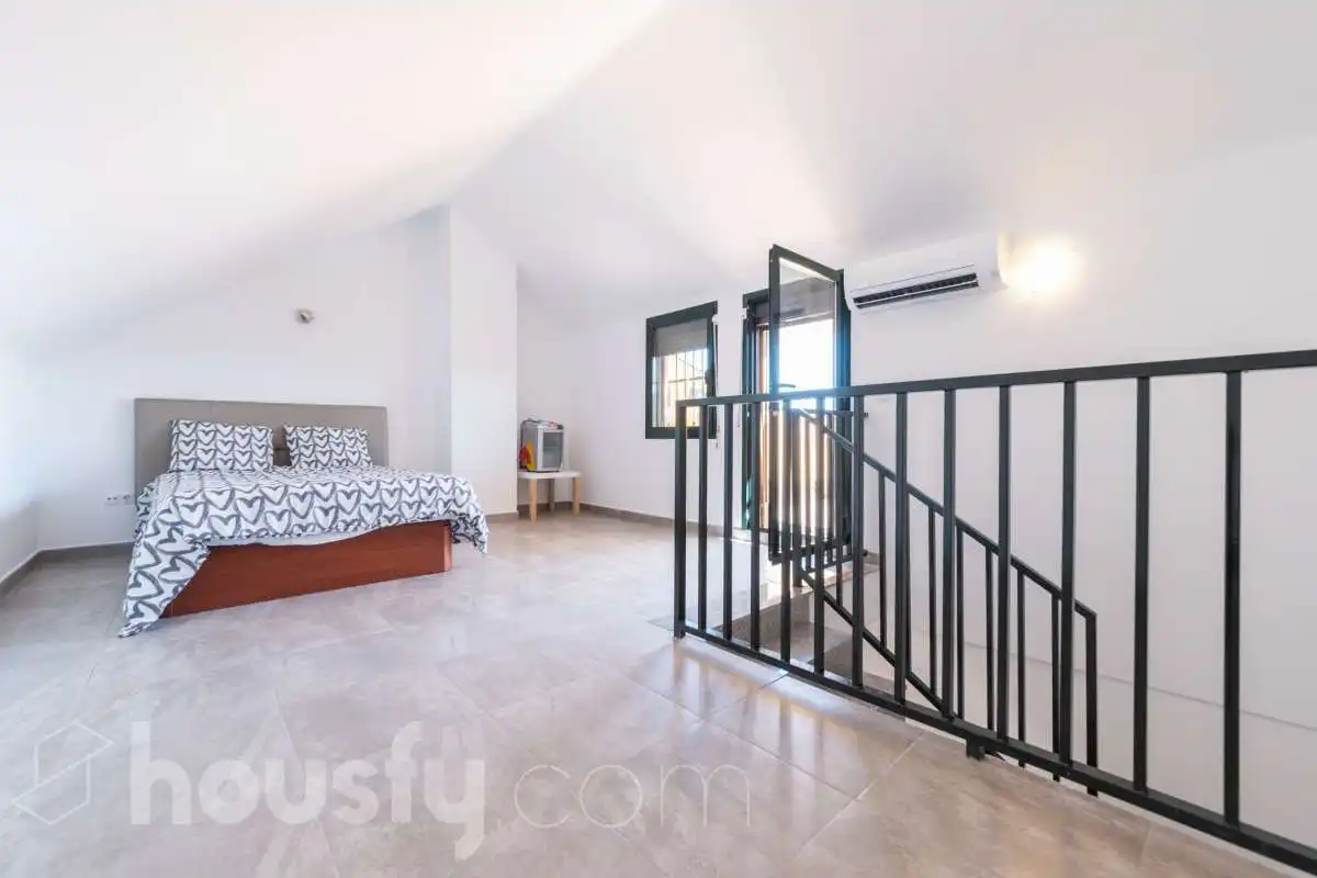 Maisonette zur Miete in Carretera Navalpino, Los Cigarrales-La Bastida