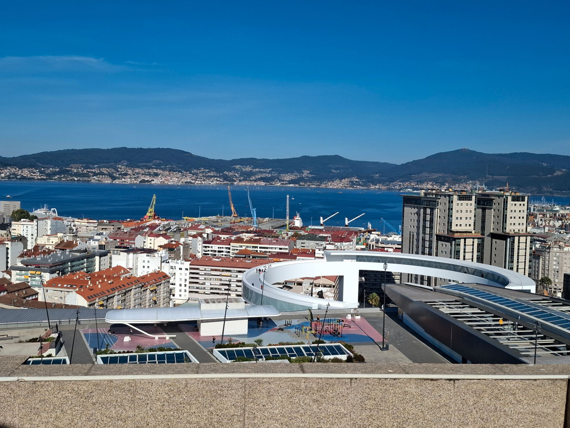 Exterior view of Duplex for sale in Vigo   with Heating, Terrace and Balcony