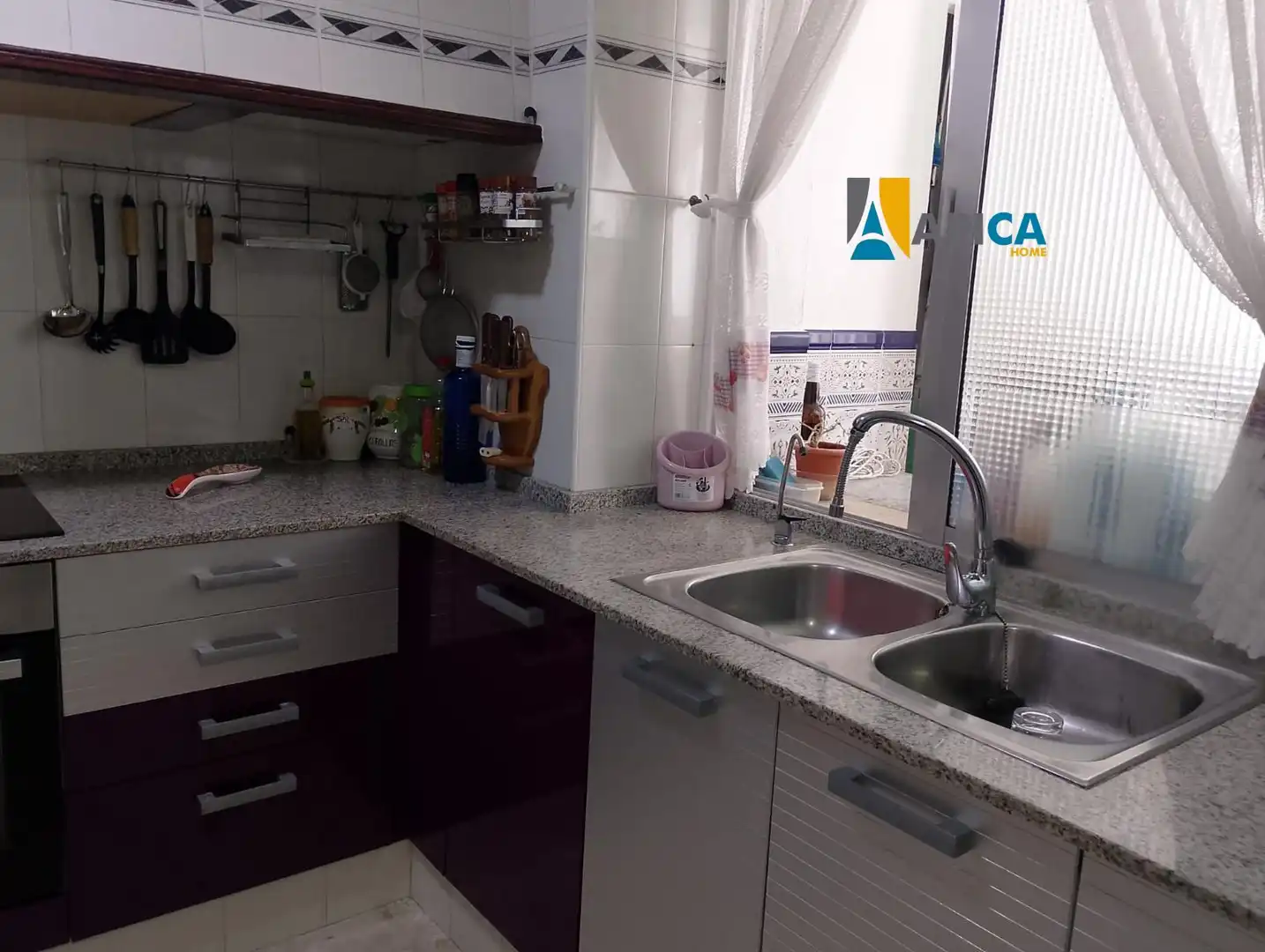 Kitchen of Flat for sale in Barbate  with Furnished