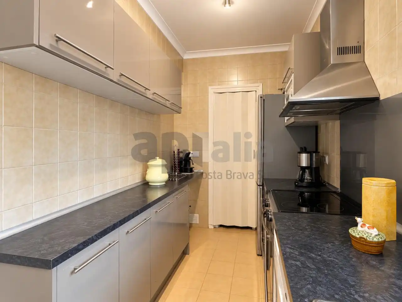 House with garden for sale in Canyelles, imagen 4
