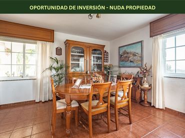Detached house with balcony for sale in Lugar Soutocalvo