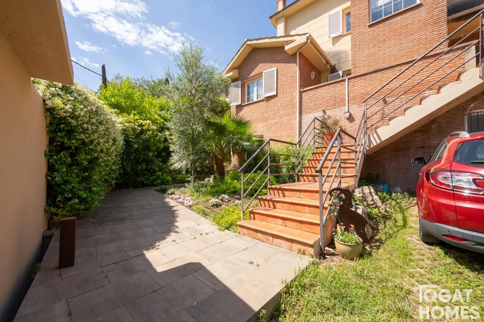 Garden of Houses for sale in Sant Cugat del Vallès  with Heating, Terrace and Storage room