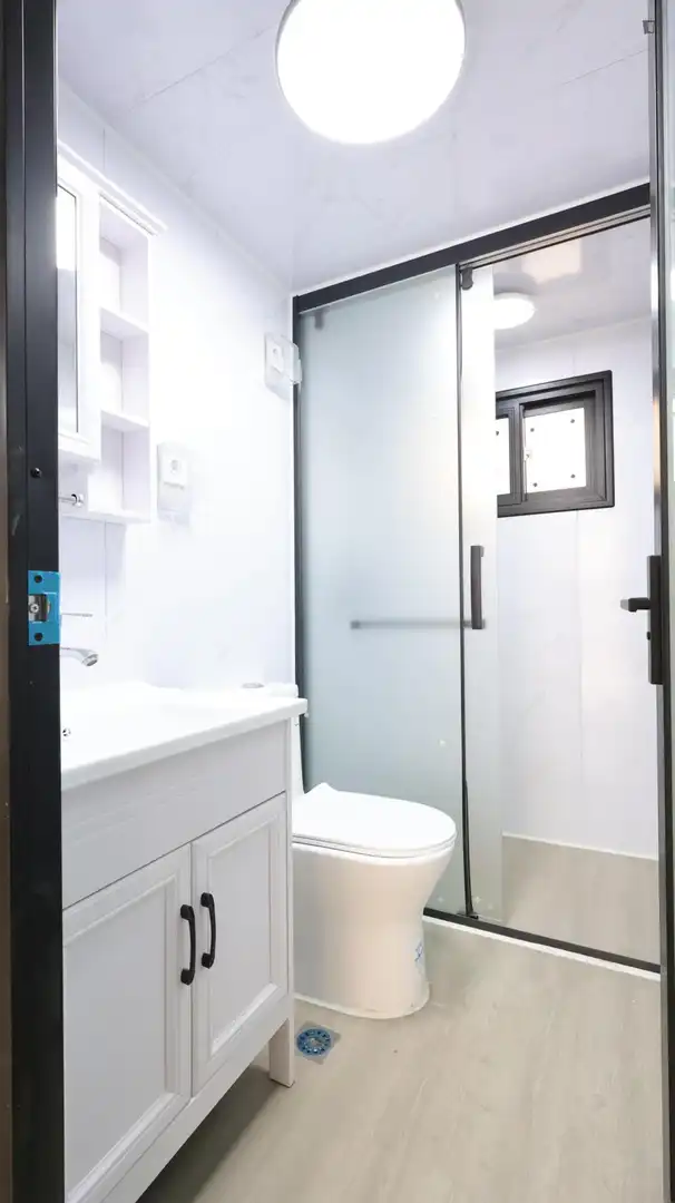Baño de Apartamento de alquiler en Madrid con Aire acondicionado, Calefacción y Amueblado