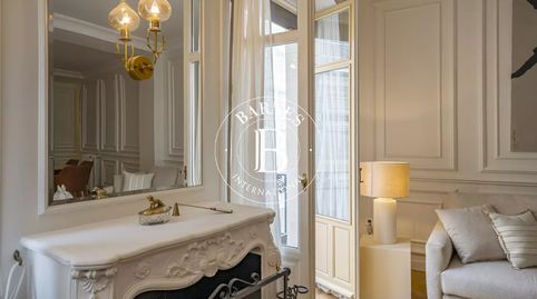 Madrid  Centro  Exclusivo piso de diseño contemporáneo con 2 dormitorios, 2 baños y acabados de lujo en edificio clásico, imatge 4