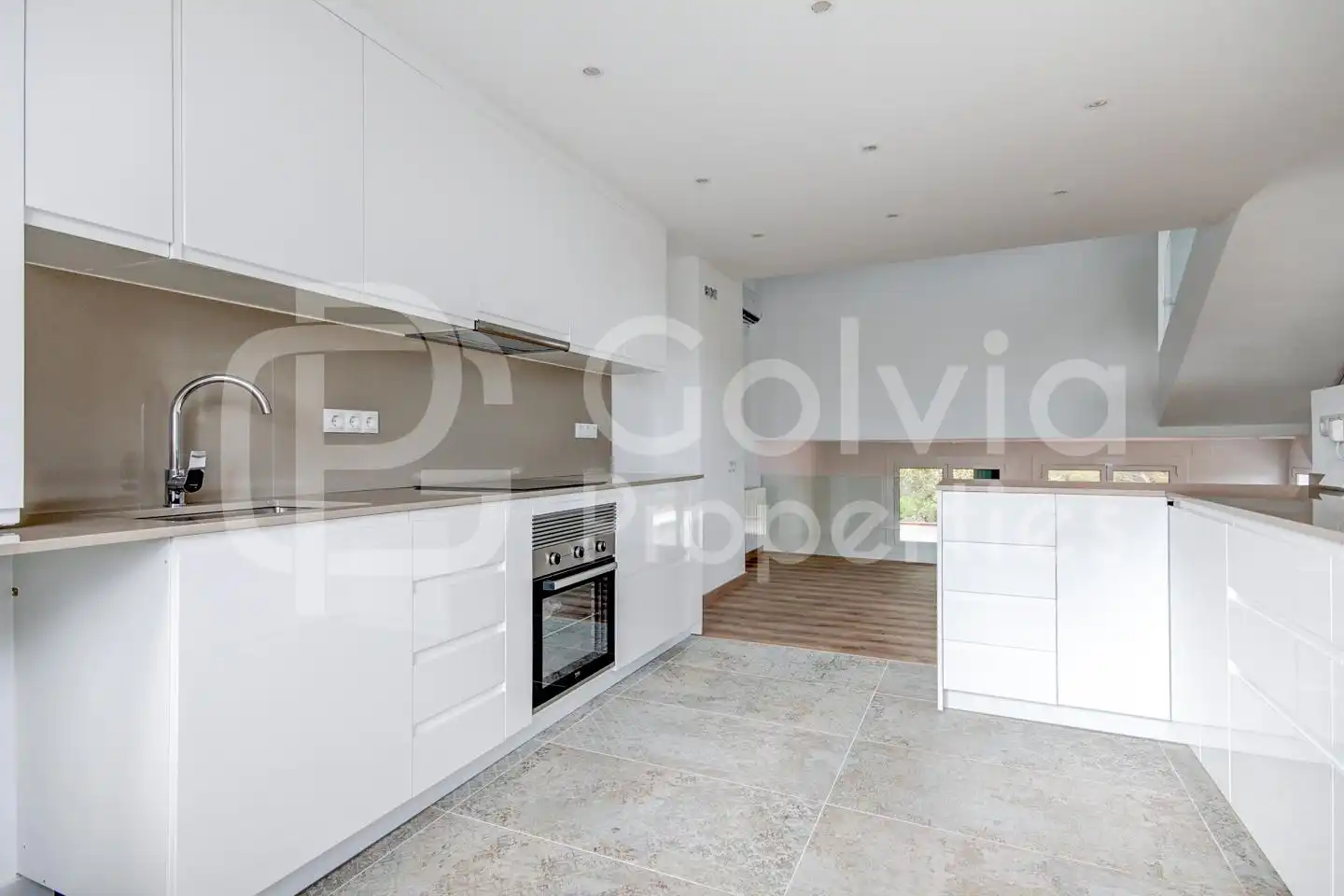 Detached homes for sale in El Poal
