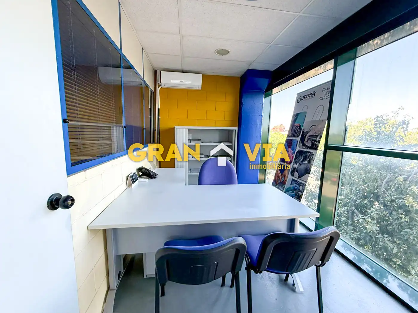 Nau industrial de lloguer en Figueres