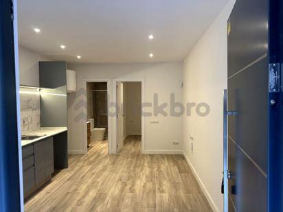 Kitchen of Premises for sale in  Barcelona Capital  with Air Conditioner