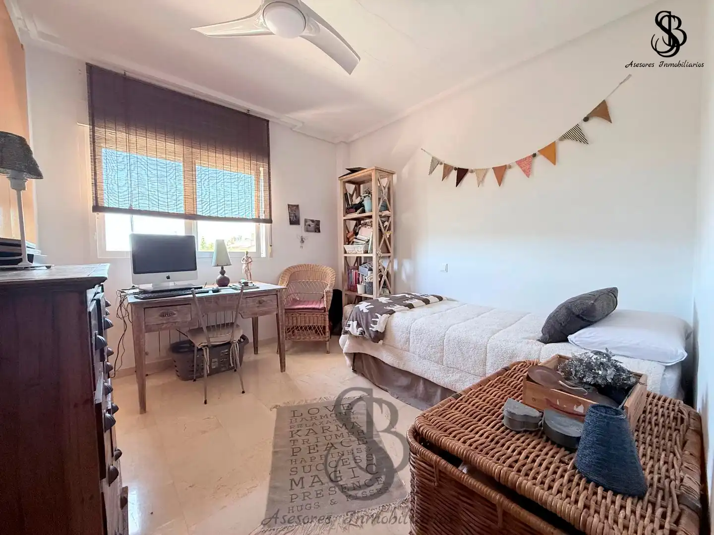 Habitación de Casa adosada en venta en Mutxamel con Aire acondicionado, Calefacción y Jardín privado