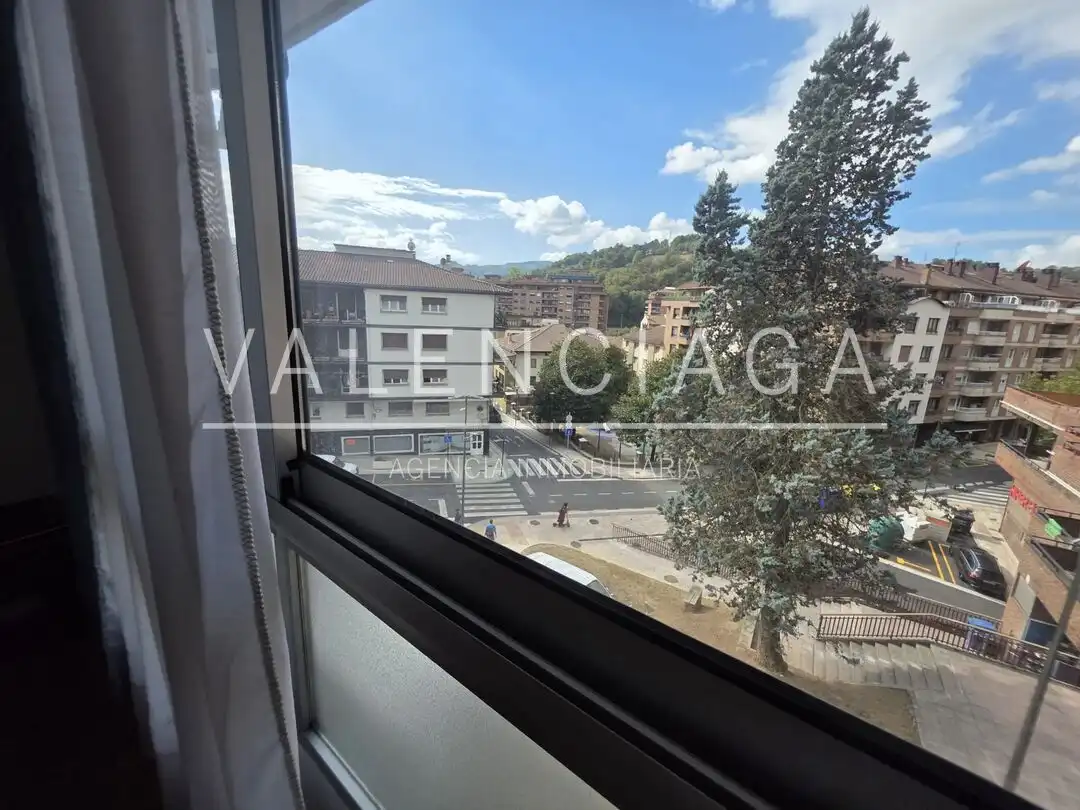 Flat with terrace for sale in Beasain