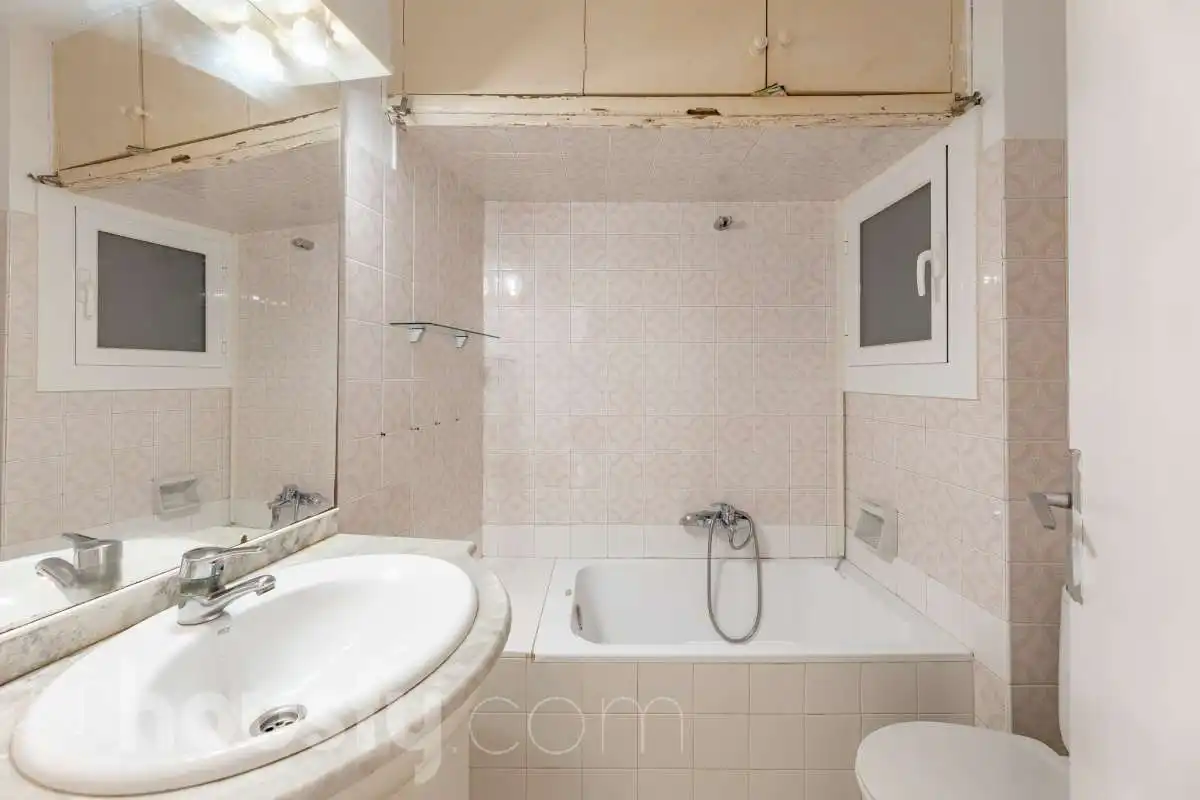 Piso con terraza en venta en Avenida de Santiago Rusiñol ., imagen 20