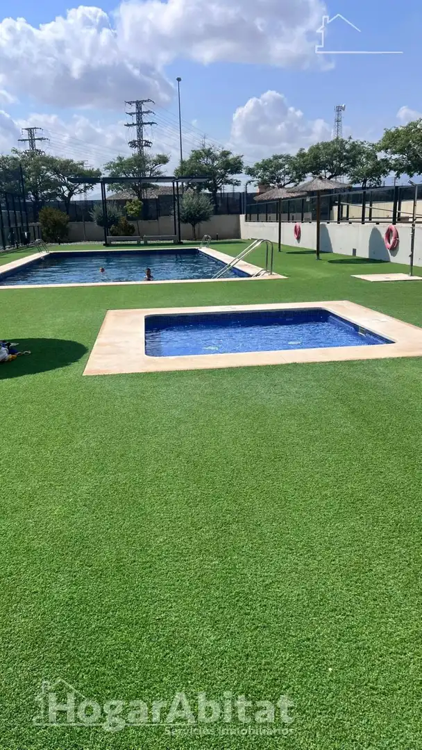 Piscina de Piso en venta en Alicante / Alacant con Aire acondicionado, Calefacción y Jardín privado