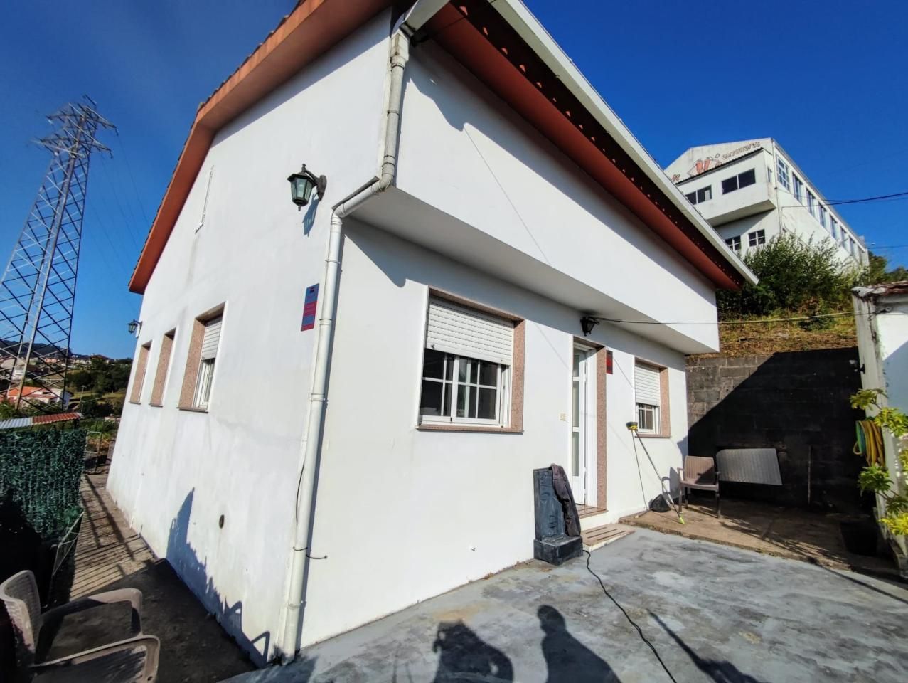 Vista exterior de Casa o xalet en venda en Vigo  amb Calefacció, Jardí privat i Parquet