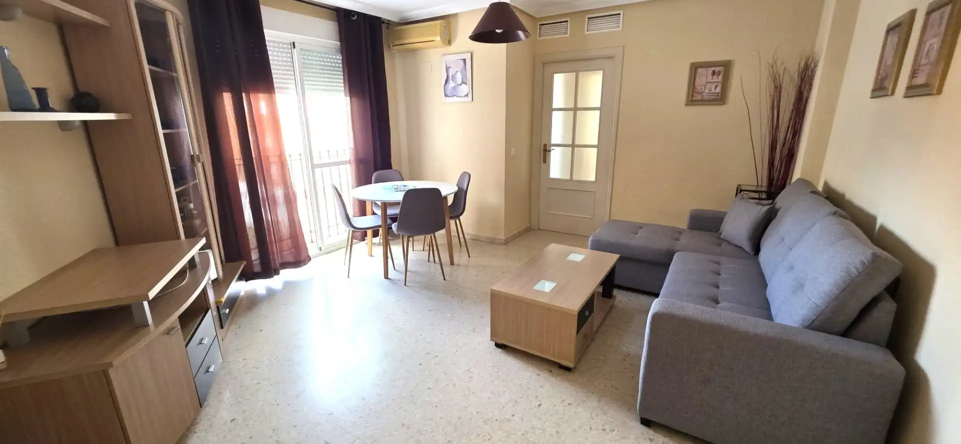 Sala de estar de Piso de alquiler en Badajoz con Aire acondicionado, Calefacción y Amueblado