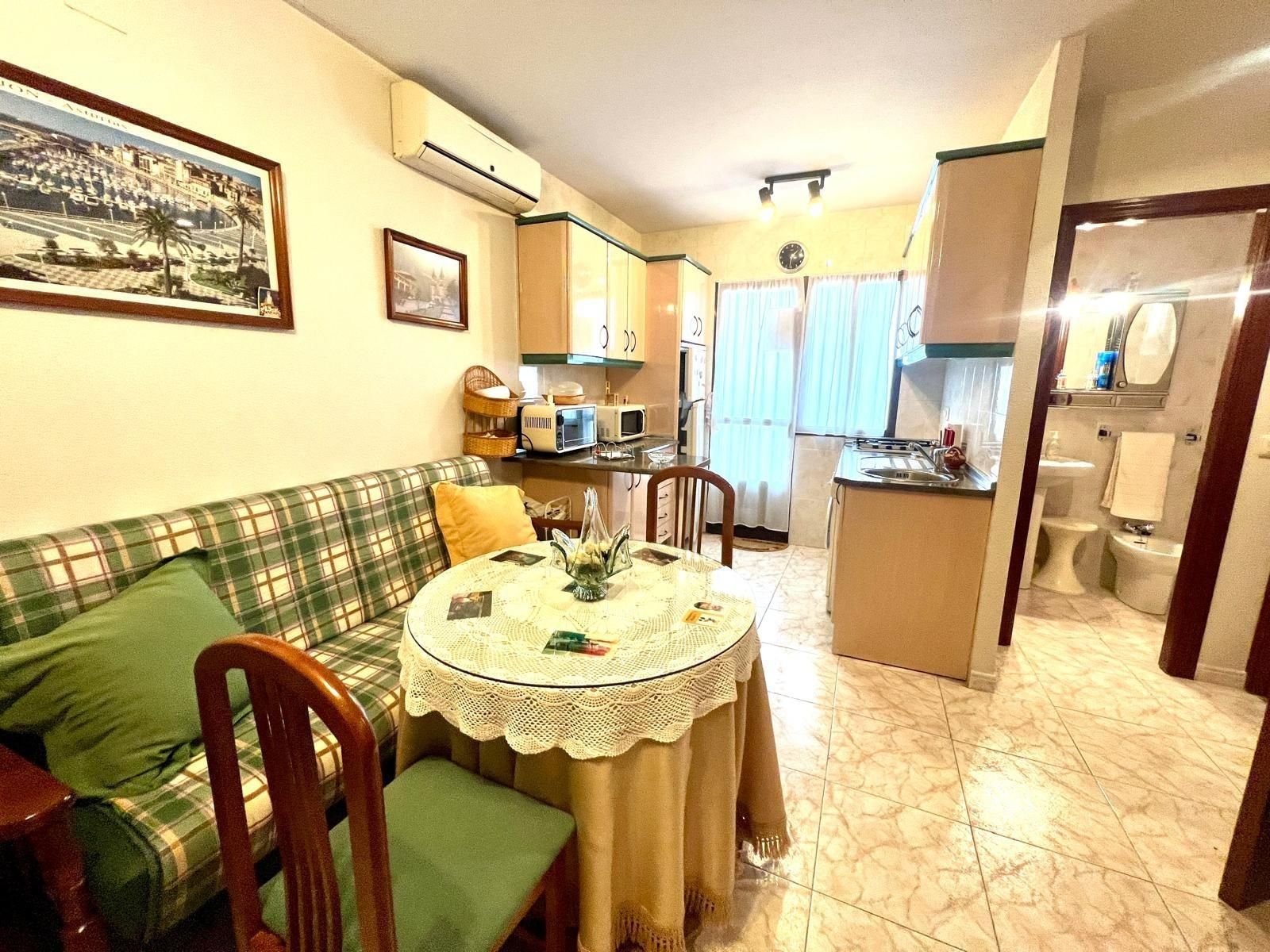 Kitchen of House or chalet for sale in Plasencia  with Air Conditioner