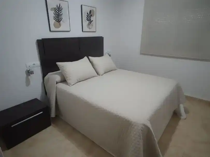 Schlafzimmer von Wohnung zur Miete in Los Collados - Los Geraneos