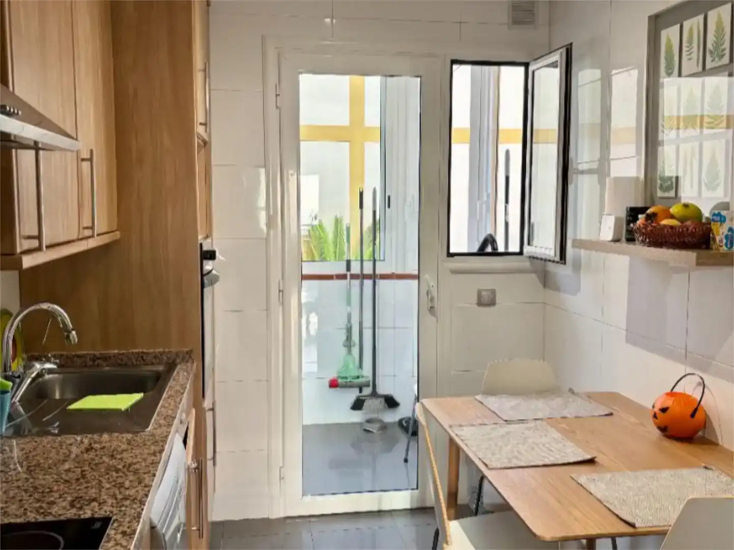 Cuina de Apartament en venda en Santiago del Teide amb Aire condicionat i Balcó