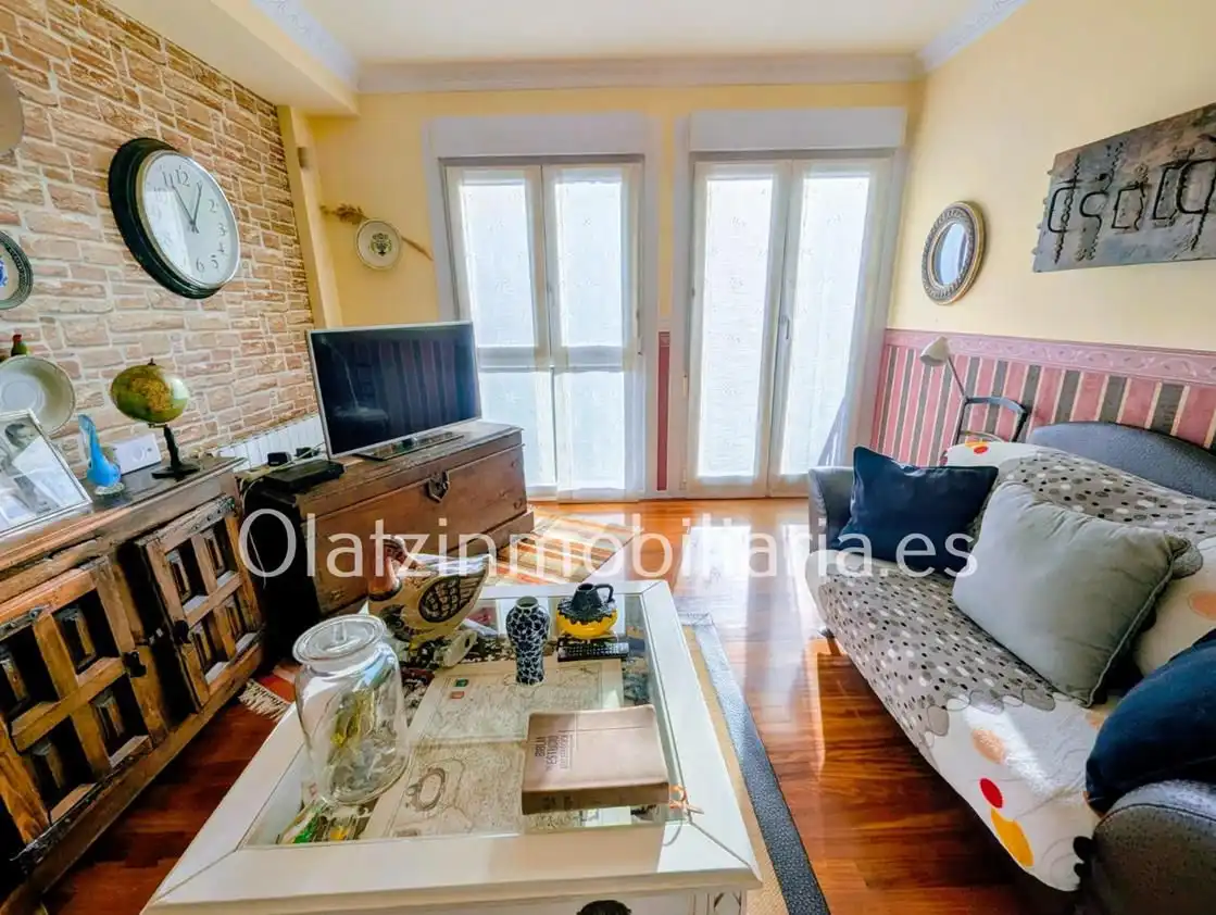 Living room of Houses for sale in Artziniega  with Heating, Private garden and Terrace