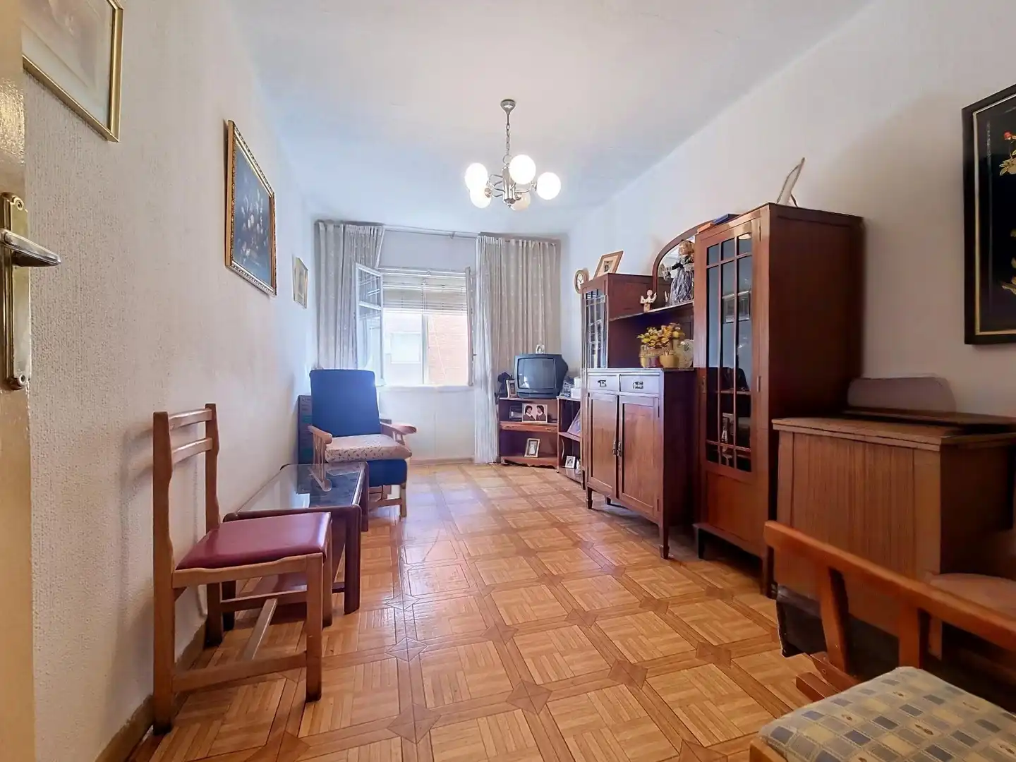 Living room of Flat for sale in Madrid  with Balcony